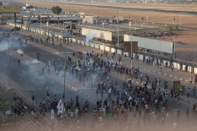 manifestations coup d'état