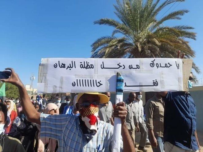Pancarte dans les manifestations de dimanche à Khartoum